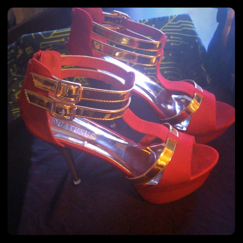 Shoe